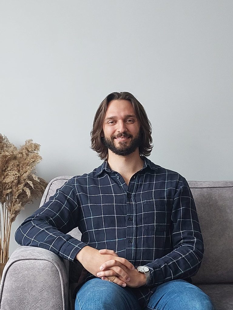 Uzm. Psk. Enes Köksal